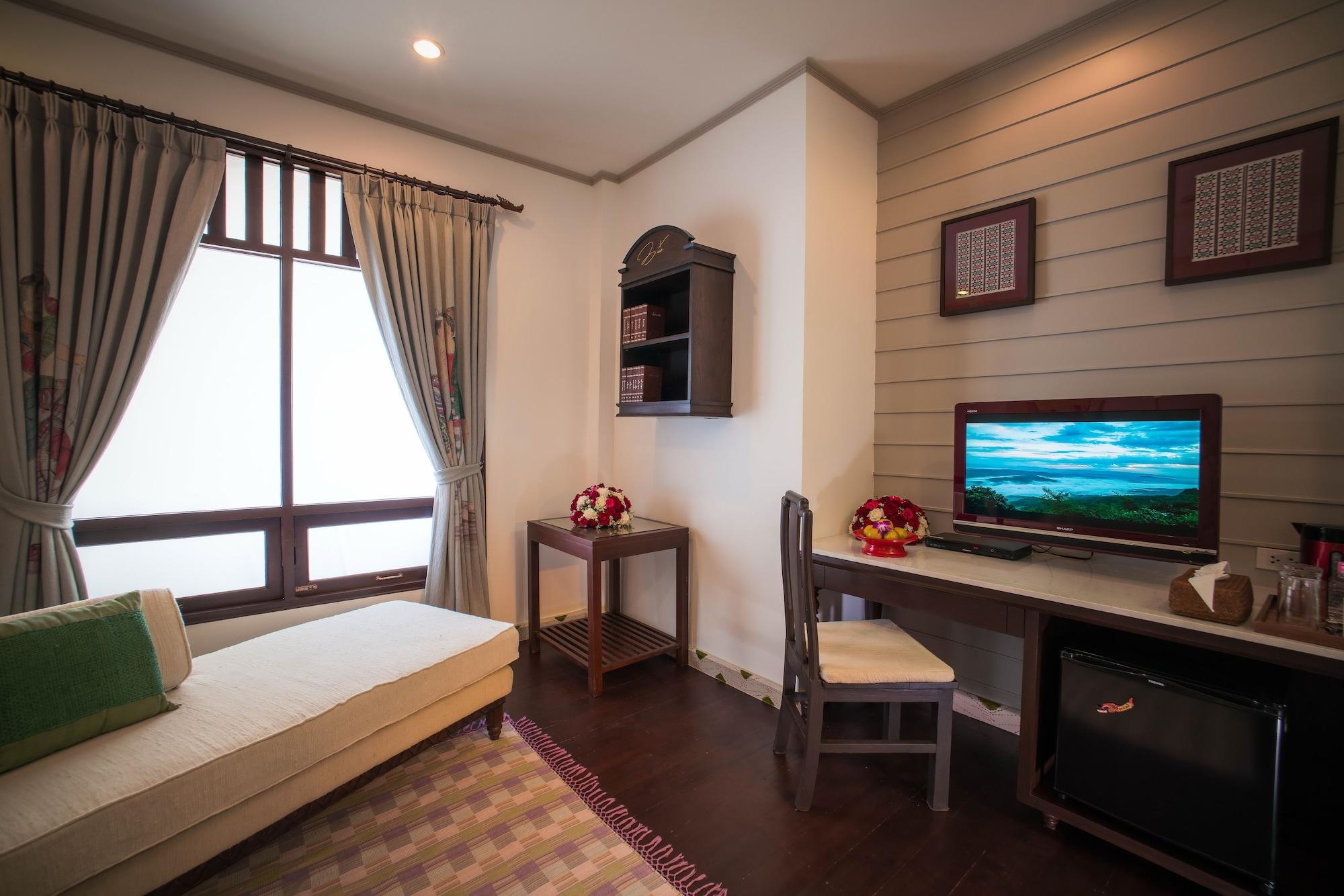Pukha Nanfa Hotel Екстериор снимка