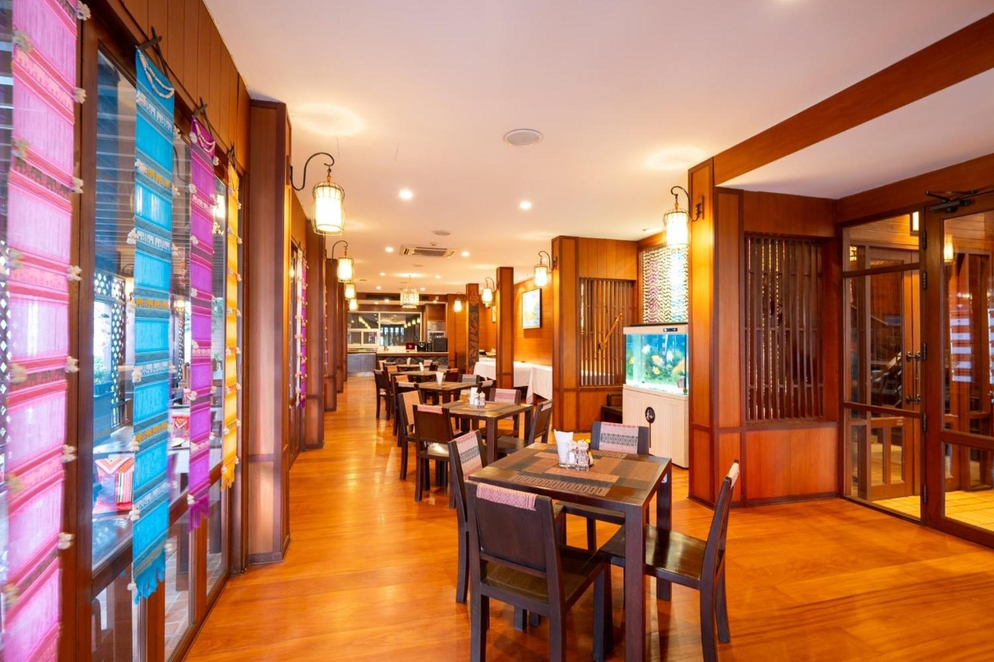 Pukha Nanfa Hotel Екстериор снимка